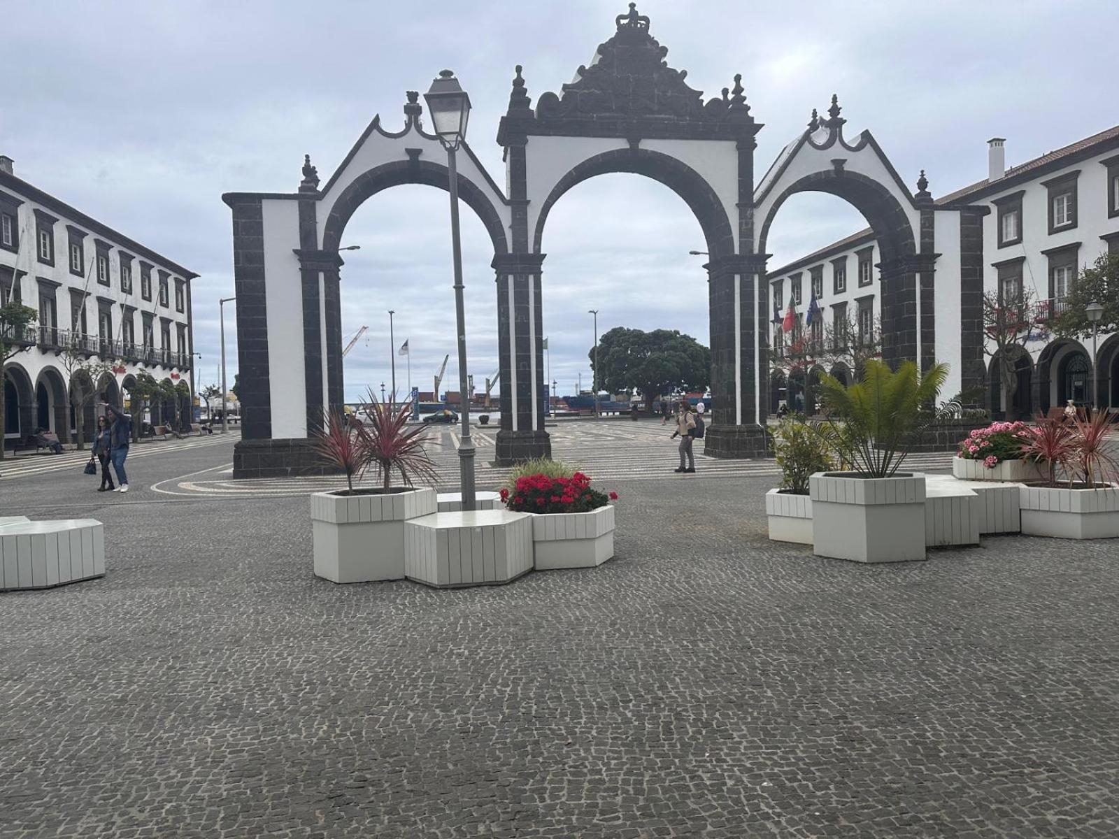 Azor International Apartment II Ponta Delgada Dış mekan fotoğraf